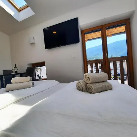 Apartment Hlapi *